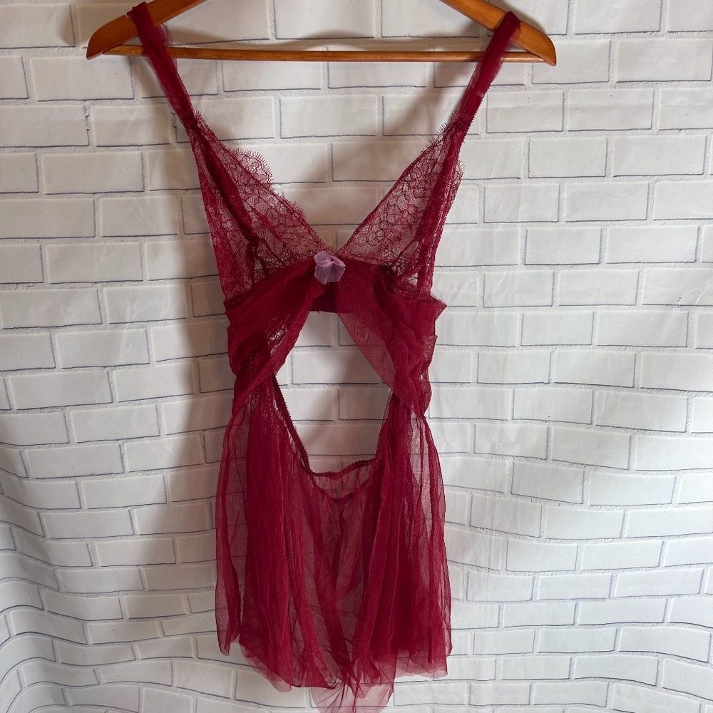 Victoria's Secret Magenta Mesh/Lace Chemise Sz L